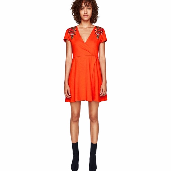 Zara Dresses & Skirts - Zara Embroidered Faux Wrap Mini Dress Size S